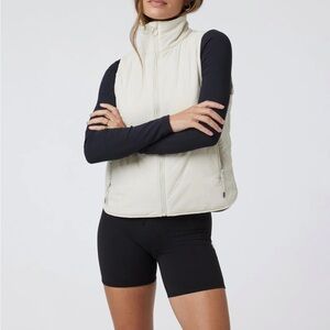 Vuori Women's Cream Sleeveless Vest